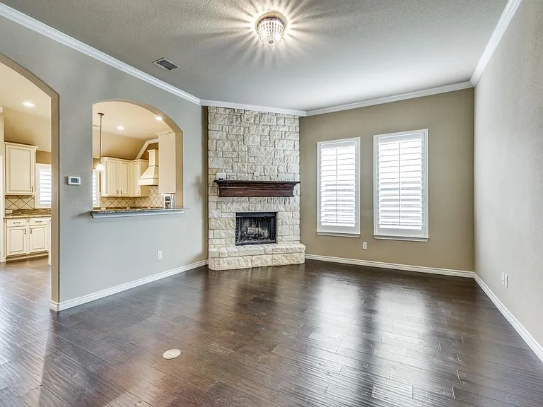 15100 Seventeen Lakes Blvd — Photo 2