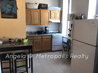 Rented by Metropolis International Realty Inc.