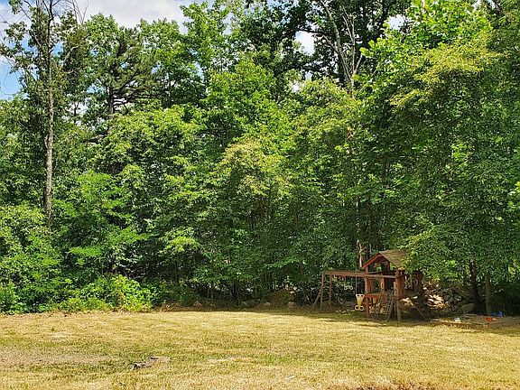 2nd image of 901 Gatling Dr