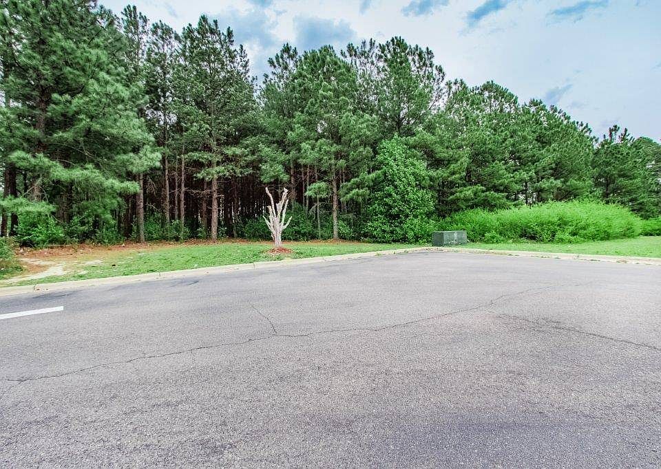 Bonanza Dr 6, Fayetteville, NC 28314 Zillow