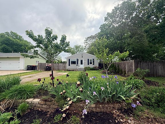 2nd image of 3233 Wayburn Ave SW
