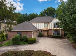 30338 Hilliard Blvd, Westlake, OH