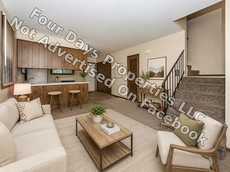 4421 S Union St — Photo 14