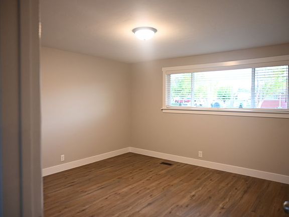 3rd image of 3474 W San Carlos Dr