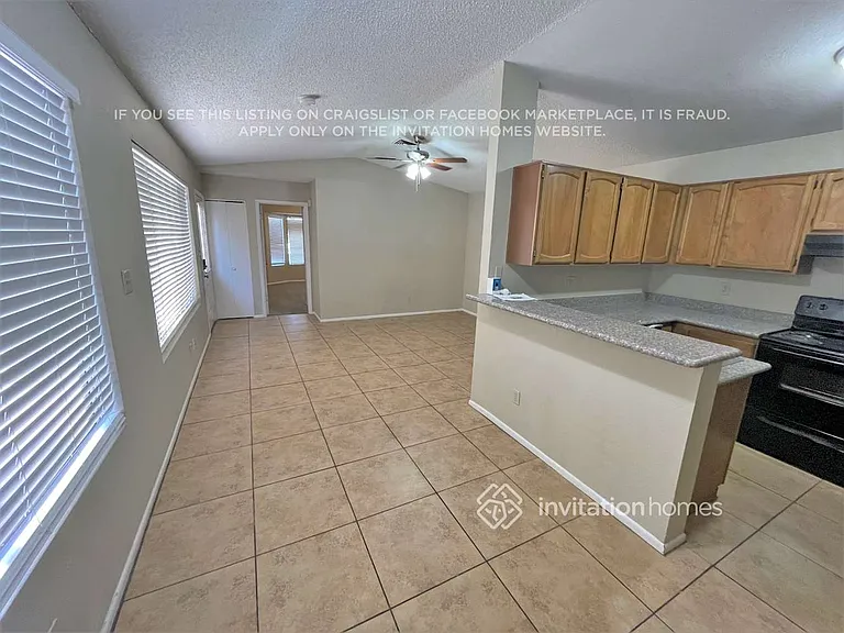16026 S Catalina St — Photo 6