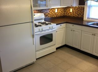 194 Lake St #B, Waltham, MA 02451