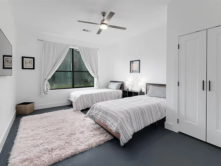 7001 RR 2222 Rd — Photo 14