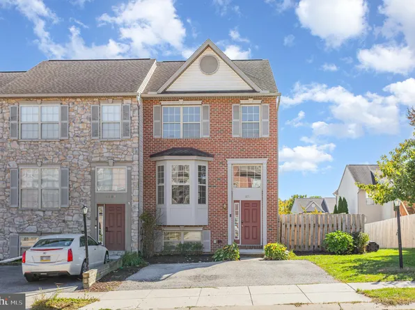 1270 Wanda Dr, Hanover, PA 17331