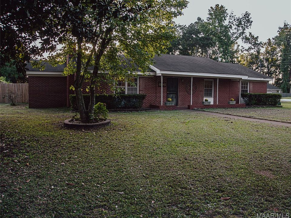 1st image of 10842 Palomino Dr N