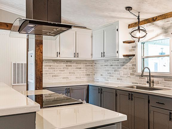2nd image of 25405 Patureau Ln