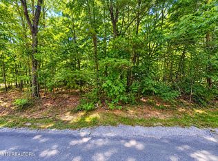 103 Amherst Dr, Crossville, TN 38558
