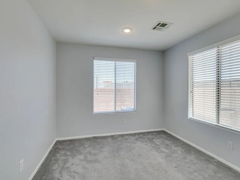 8424 Walker Gardens Pl — Photo 13