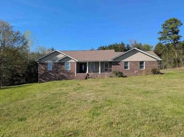 233 Pebble Branch Ln, Russellville, AR 72802
