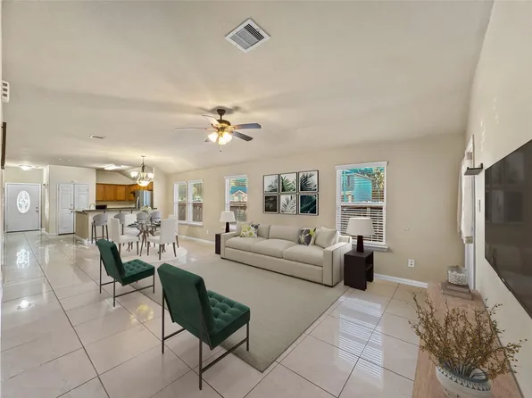 6614 Pine Tree Gln, Houston, TX 77049