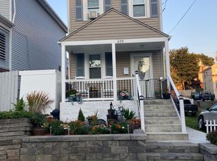 625 Chess St, Pittsburgh, PA 15211