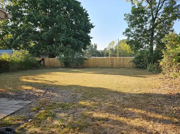 303 2nd Ave, Dowagiac, MI 49047