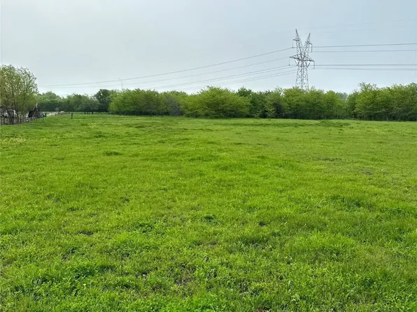 4028 Dove St, Greenville, TX 75401