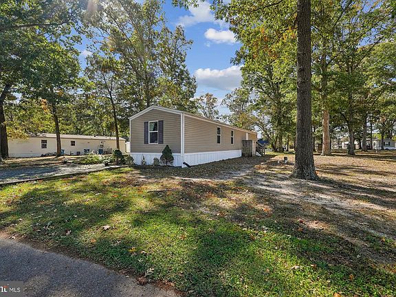 5th image of 31301 Shady Acres Ln