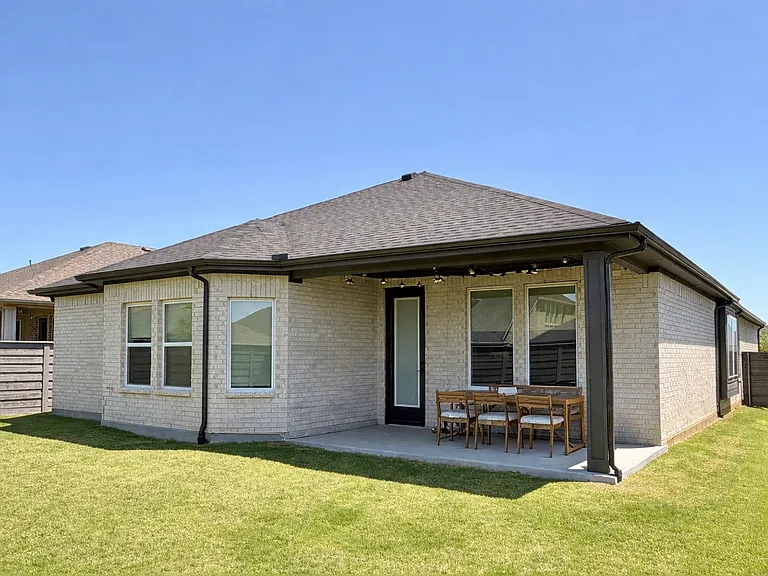 7217 Ladybug Ln — Photo 3