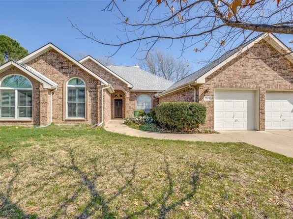 1716 Brook Ln, Flower Mound, TX 75028