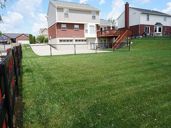 3rd image of 7642 Cloudstone Dr