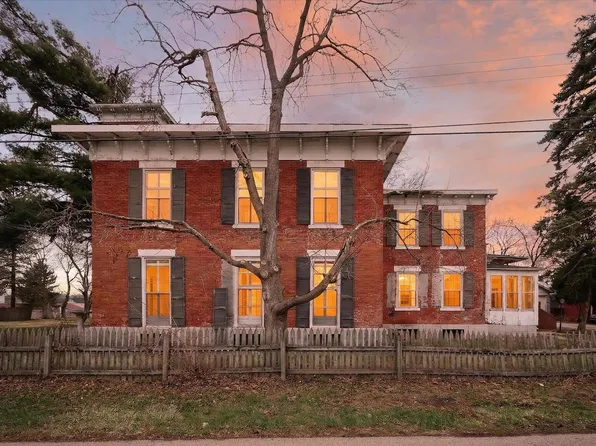 628 Buchanan St, Belvidere, IL 61008