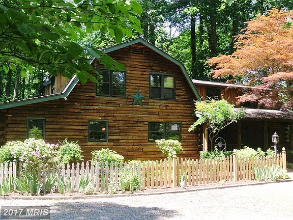 Exterior (Front) - Alternate View