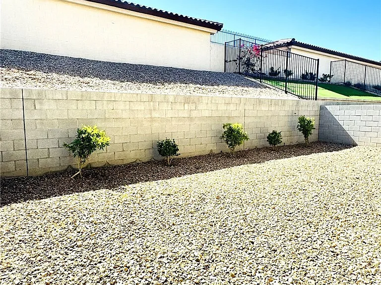 4457 Sawyer Ridge St — Photo 31