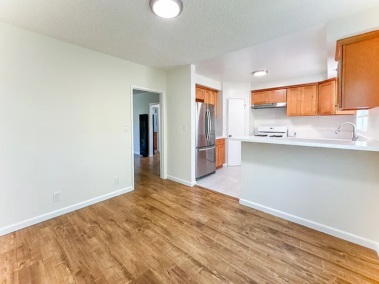1644 Electric Ave #3 — Photo 15