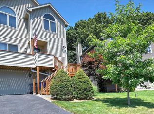48 Jeffrey Alan Dr, Manchester, CT 06042