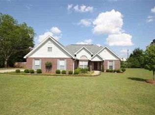 106 Hidden Glen Ct, Warner Robins, GA 31088