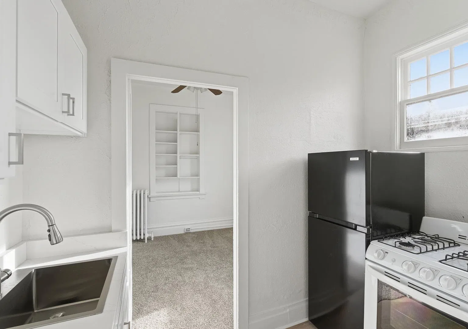237 S 1100 E - Unit 2 — Photo 3