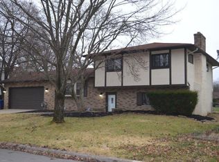 5605 Oakmont Dr, Columbus, OH 43232