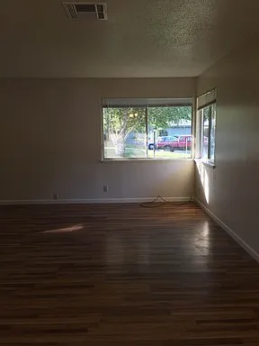 Phoenix Apartments — Photo 59
