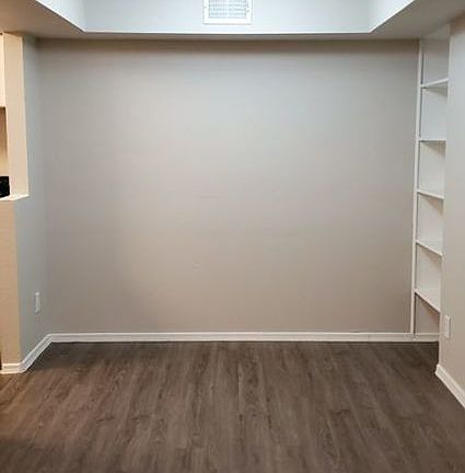 3rd image of 1010 W Main St Unit 306