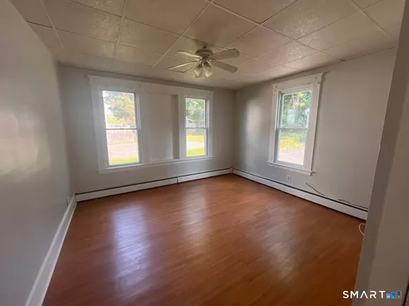 96 S Burritt St, New Britain, CT 06052