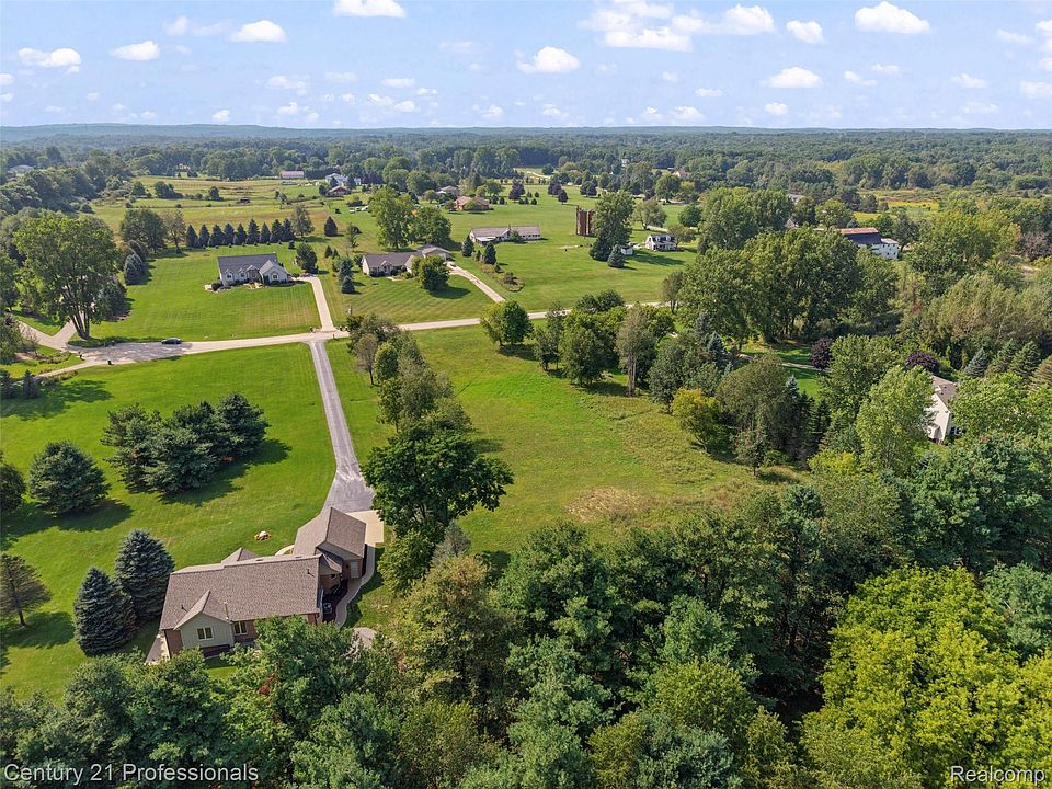 1920 Deer Run Ln, photo 13