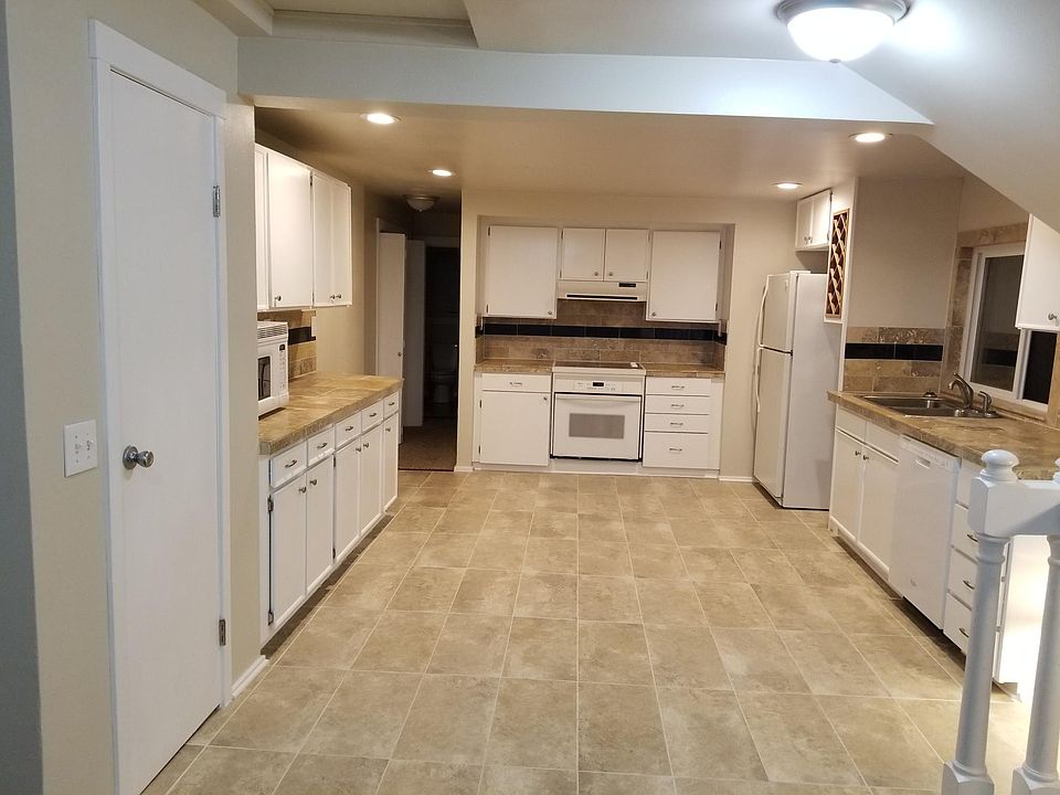 1st image of 2212 W Mallon Ave #2