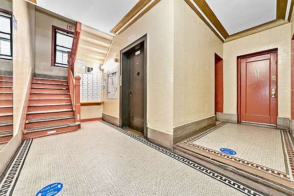 Rented by MNS | media 14