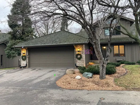 1775 Lexington Ave #26, Saint Paul, MN 55118