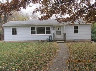 5601 N Amoret Ave, Kansas City, MO 64151