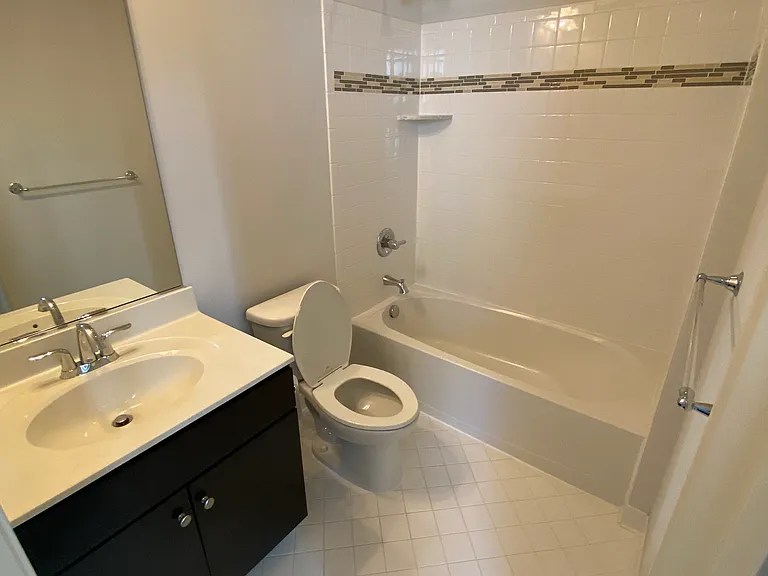 13940 Estuary Dr — Photo 17