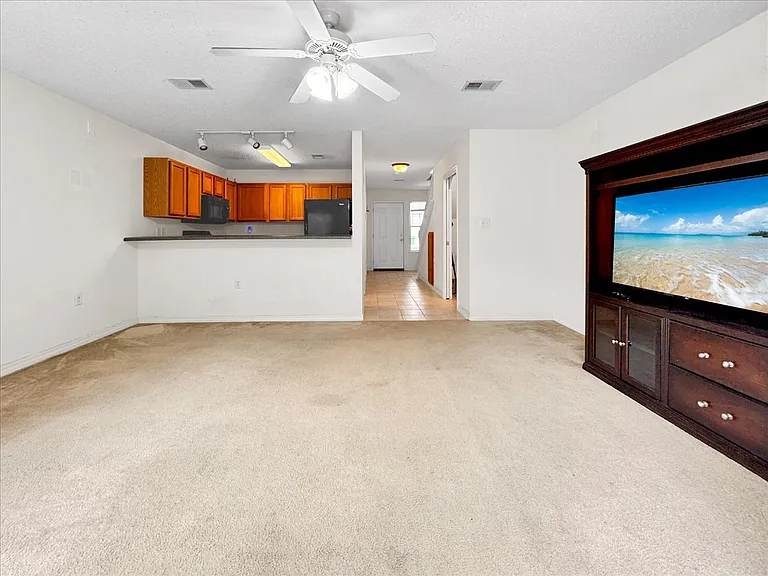 994 Scenic Oak Ln — Photo 13