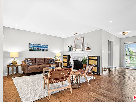 3rd image of 644 Hampton Rd