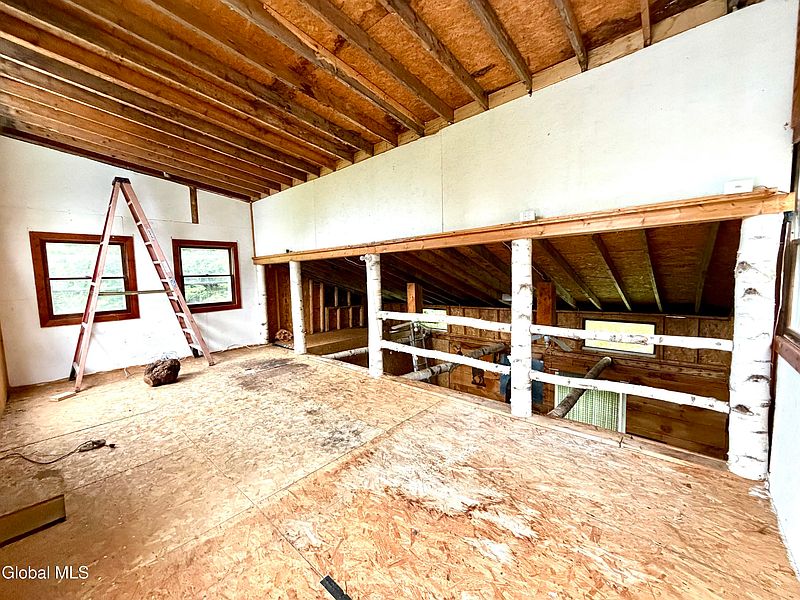 5th image of 360 Steve Kathan Road