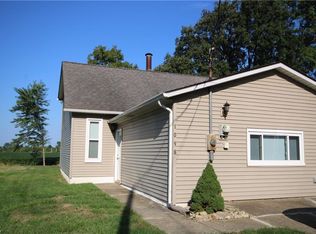 1098 Jackson St, Vermilion, OH 44089