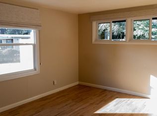 1457 Ranchwood Dr, Eugene, OR 97401