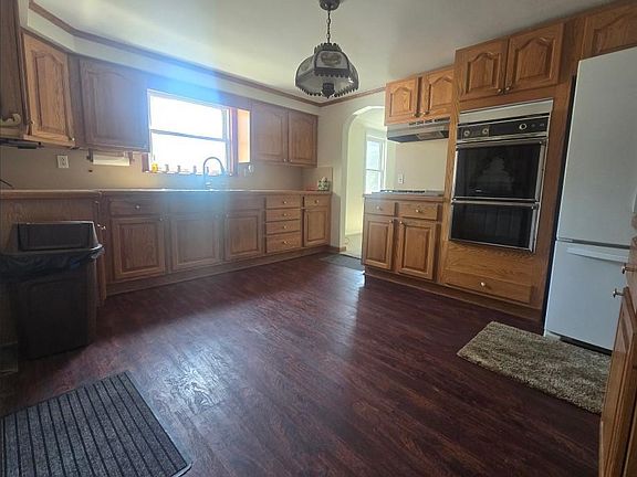 2nd image of 2261 Bradford Dr