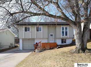 13125 Grand Ave, Omaha, NE 68164