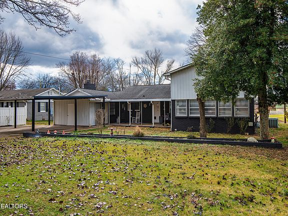 3rd image of 108 Seminole Dr